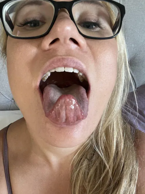 Would you fill me up or just let me taste it? 