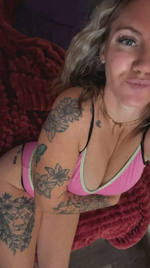 Would you fuck a mature woman like me without a condom?