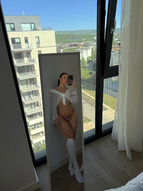 Would you fuck with your secretary if you saw her like that?