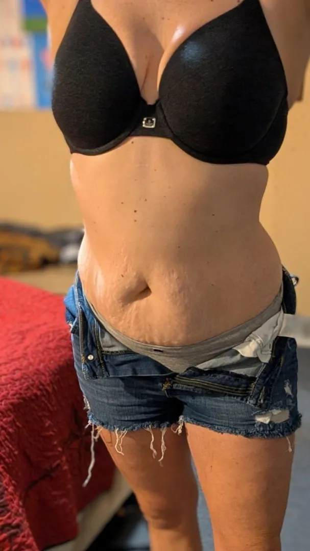 Would you fuck your best friends wife if she has a body like mine