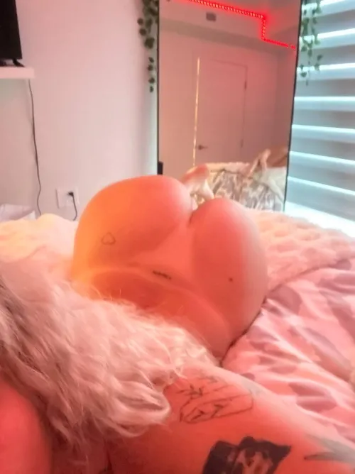 Would you hookup with a 22yo mommy tonight? F4M