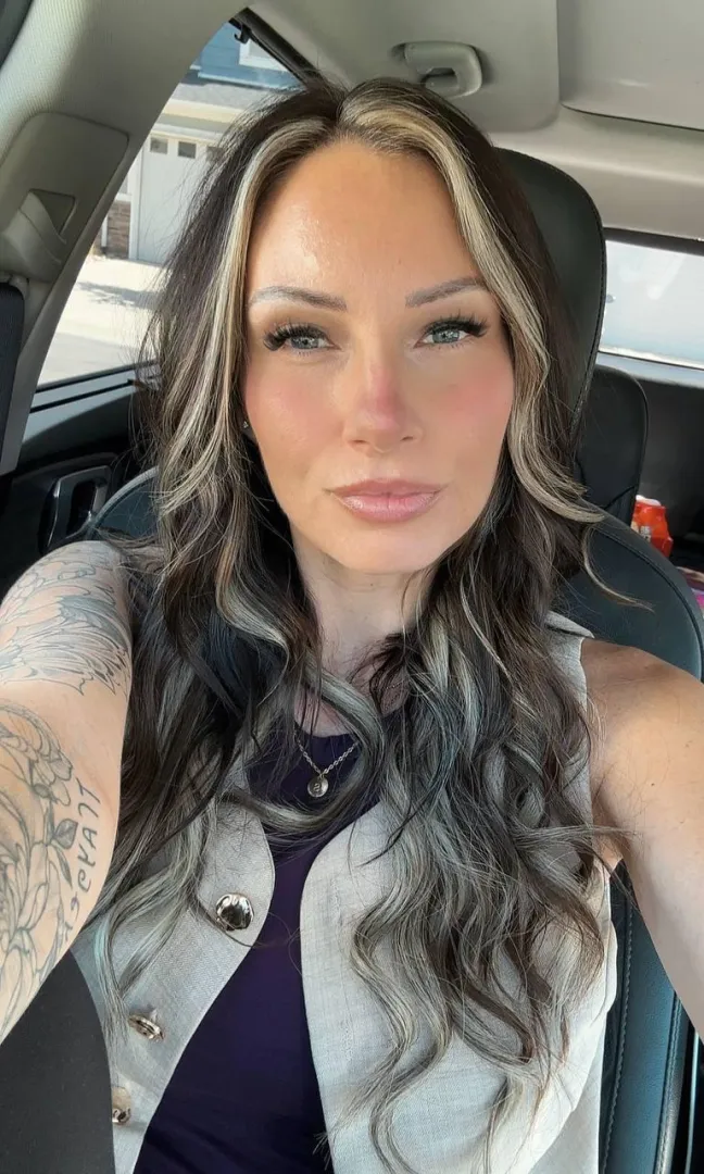 Would you jerk off to my nudes if I sent you some