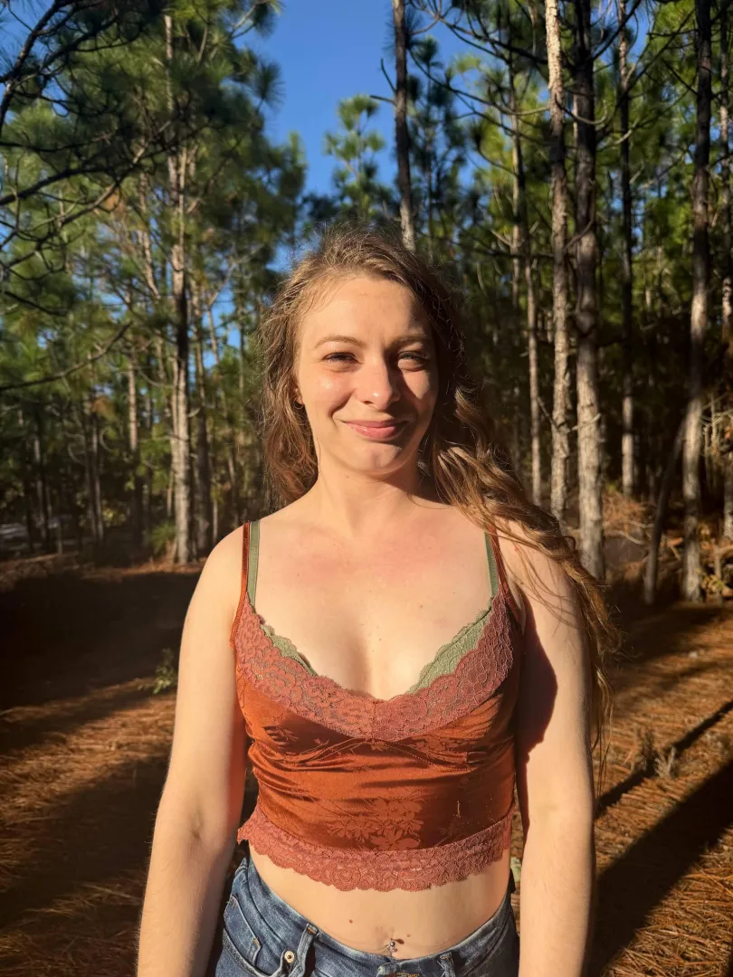 Would you jerk off to my nudes if I sent you some