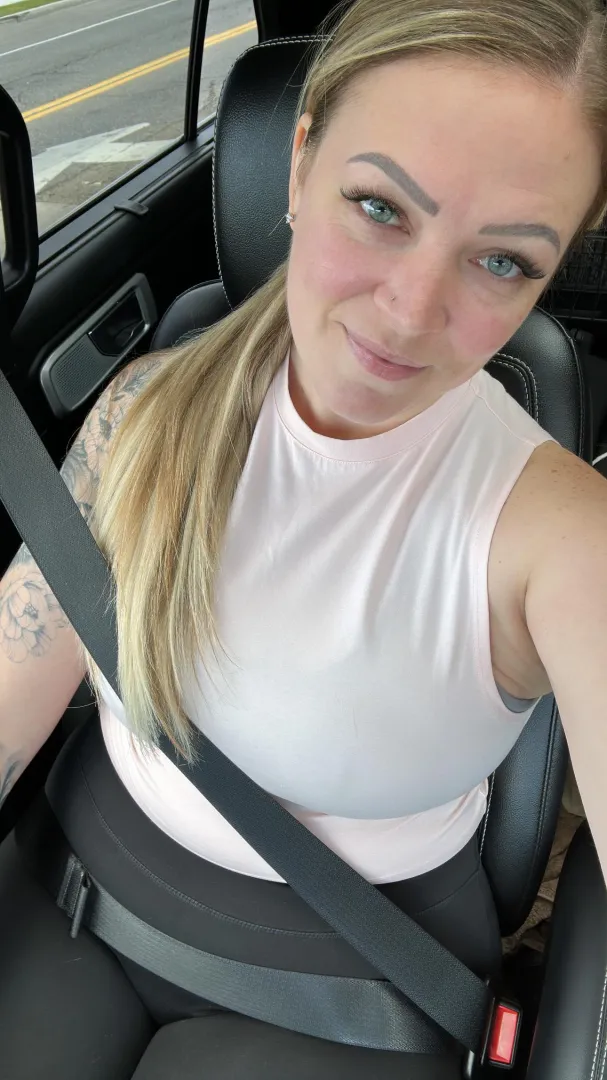 Would you masturbate to my nudes if I sent YOU them?