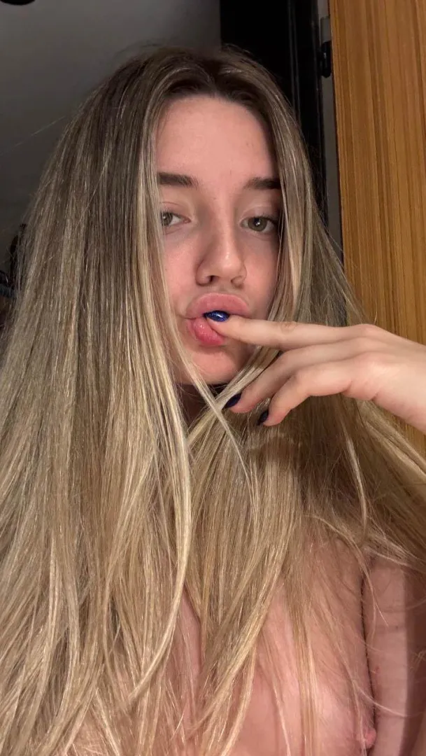 would you smash a girl despite your age gap?