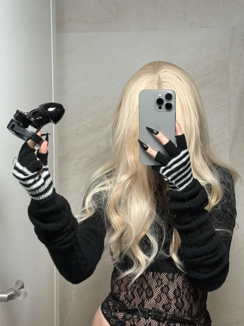 Would you stay locked for me 24/7?