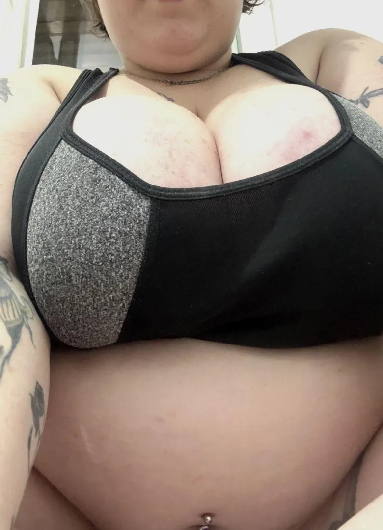 Would you stroke it to a plush girl whose whole body shakes when she walks?