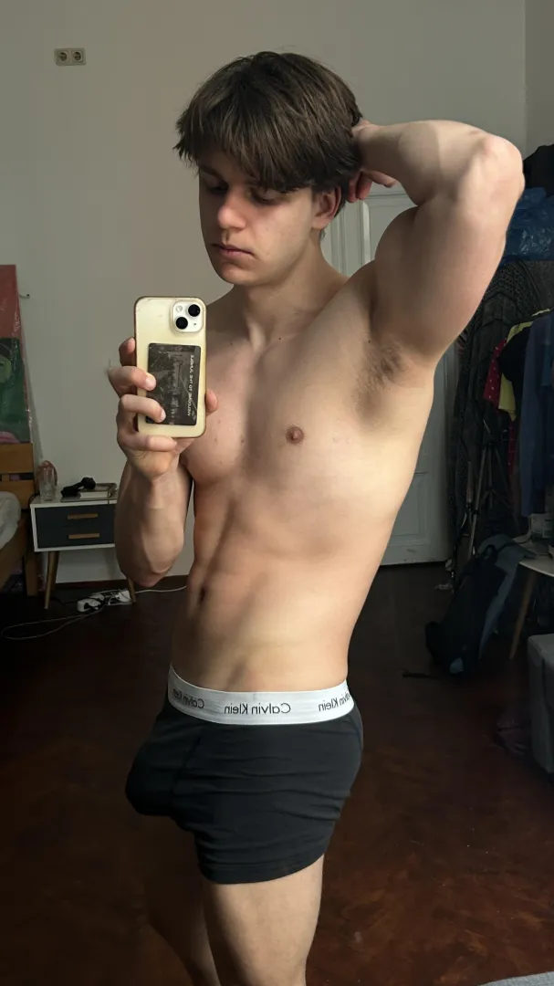 Would you taste my hairy pit?