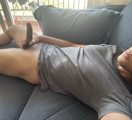 Y’all prefer bush or no bush?