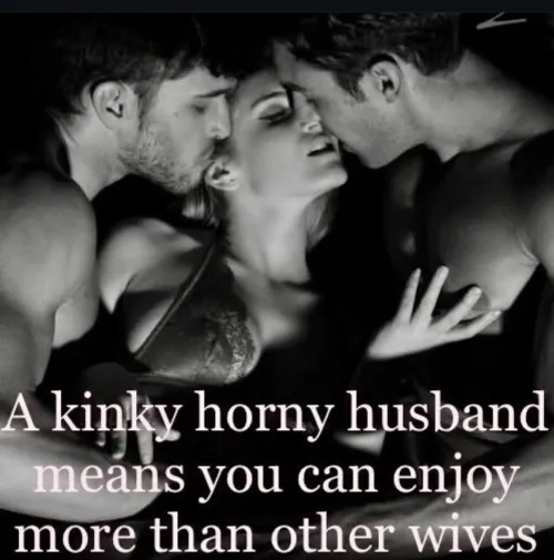 Yes it does and I more than enjoy it.