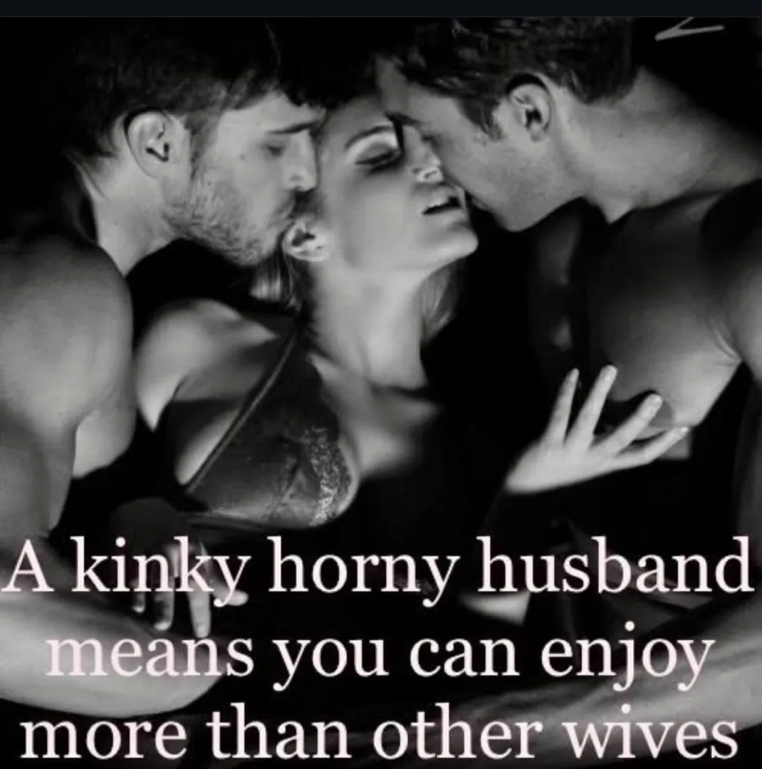 Yes it does and I more than enjoy it.