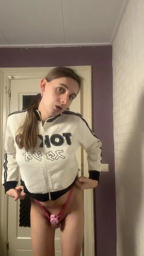 yes its very flat can it get even flatter lets find out come kick it