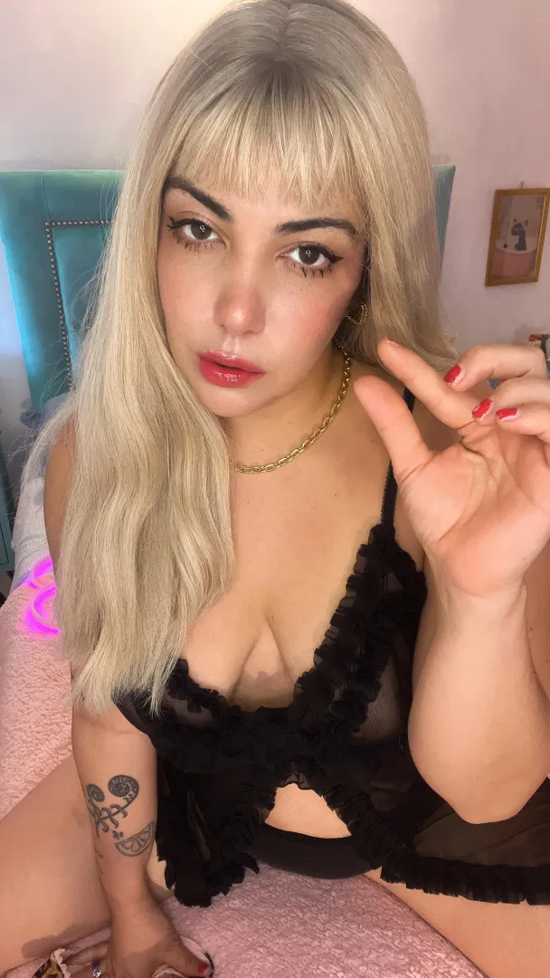 You are a disgrace to your gender.