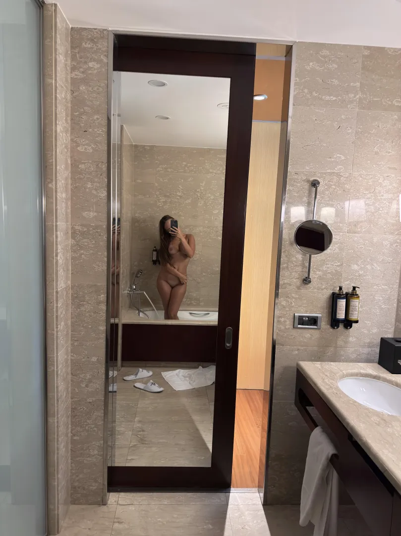 you can zoom me close