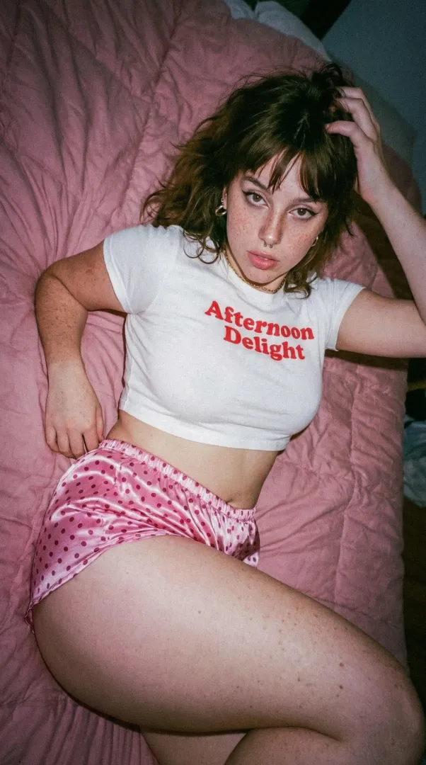 You find me in your bed, wyd ?