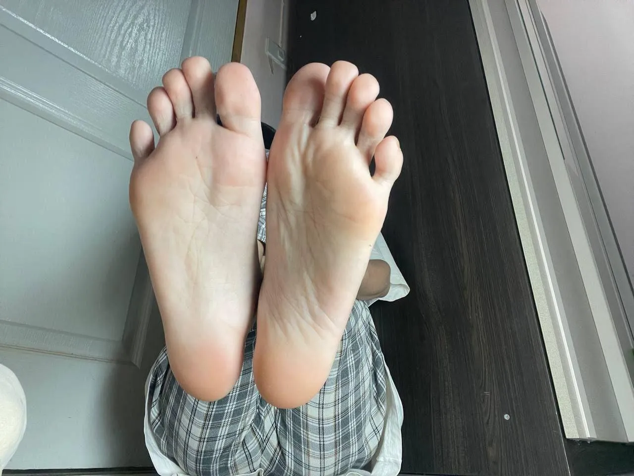 You must obey my asian goddess soles