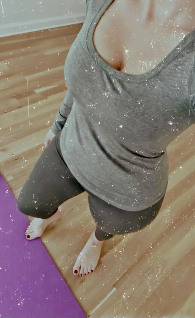 You wake up groggy and unfocused. I wake up ready to take over the world. We’re not the same, simps. Let’s see if you are worthy of My orbit.✨