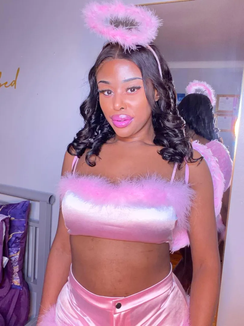 You want a trans girl who can take control with her bbc right  Want me to prove it?