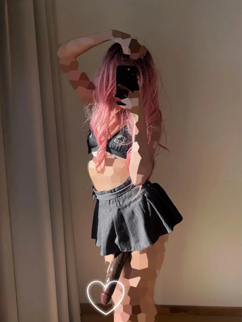 You wish you had BBCInstead you're stuck stroking to pixels, whiteboi‍