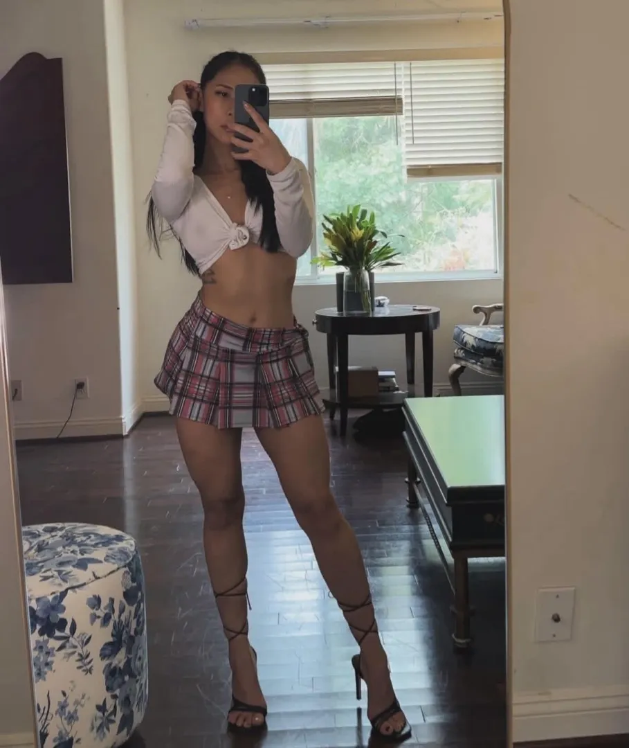 Your 5’2 slutty Korean