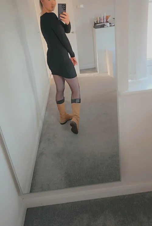 Your English Milf Nextdoor (34)