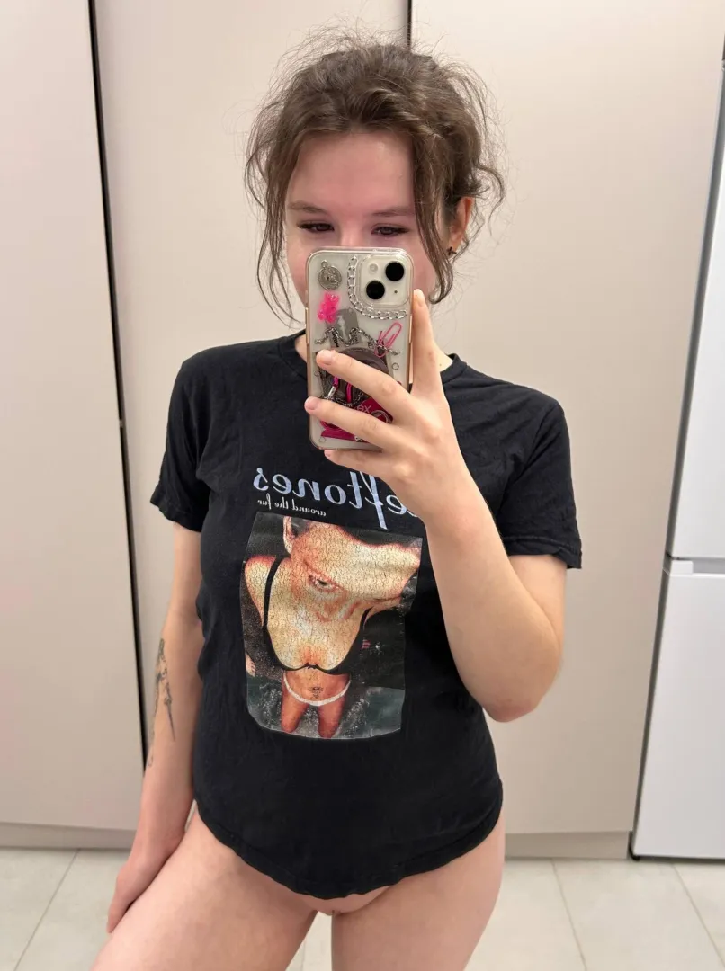 Your favorite pooh forgot to wear panties again