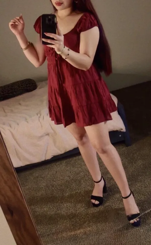 Your stepmother had a cancelled appointment today, could you come and give me a massage? 