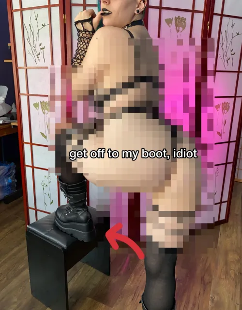 You’re gonna have to give me some cash if you ever want a chance at seeing this ass uncensored