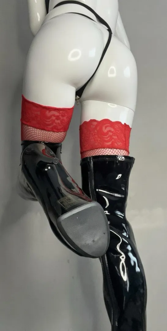 you’re pathetic for getting off to this..