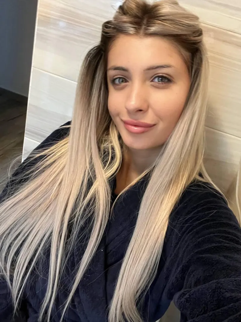 Το αγόρι μου πήγε ταξίδι με την μηχανή και εγώ θέλω να χύσω για κάποιον ΣΗΜΕΡΑ