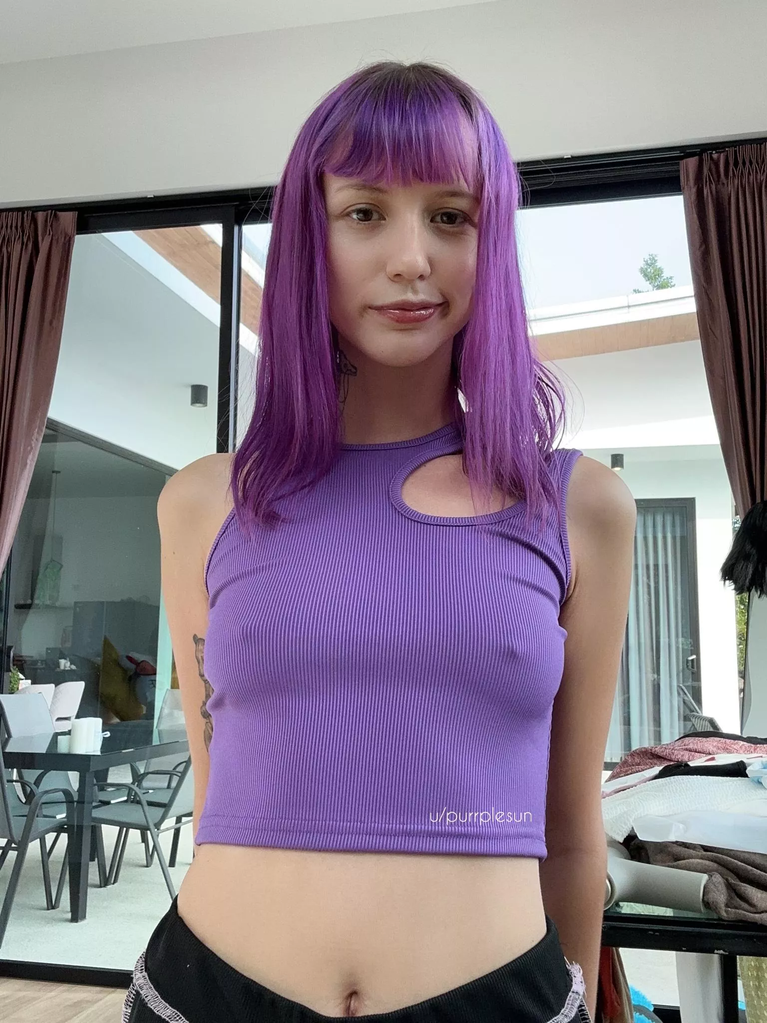 bra-less is the best option 💕