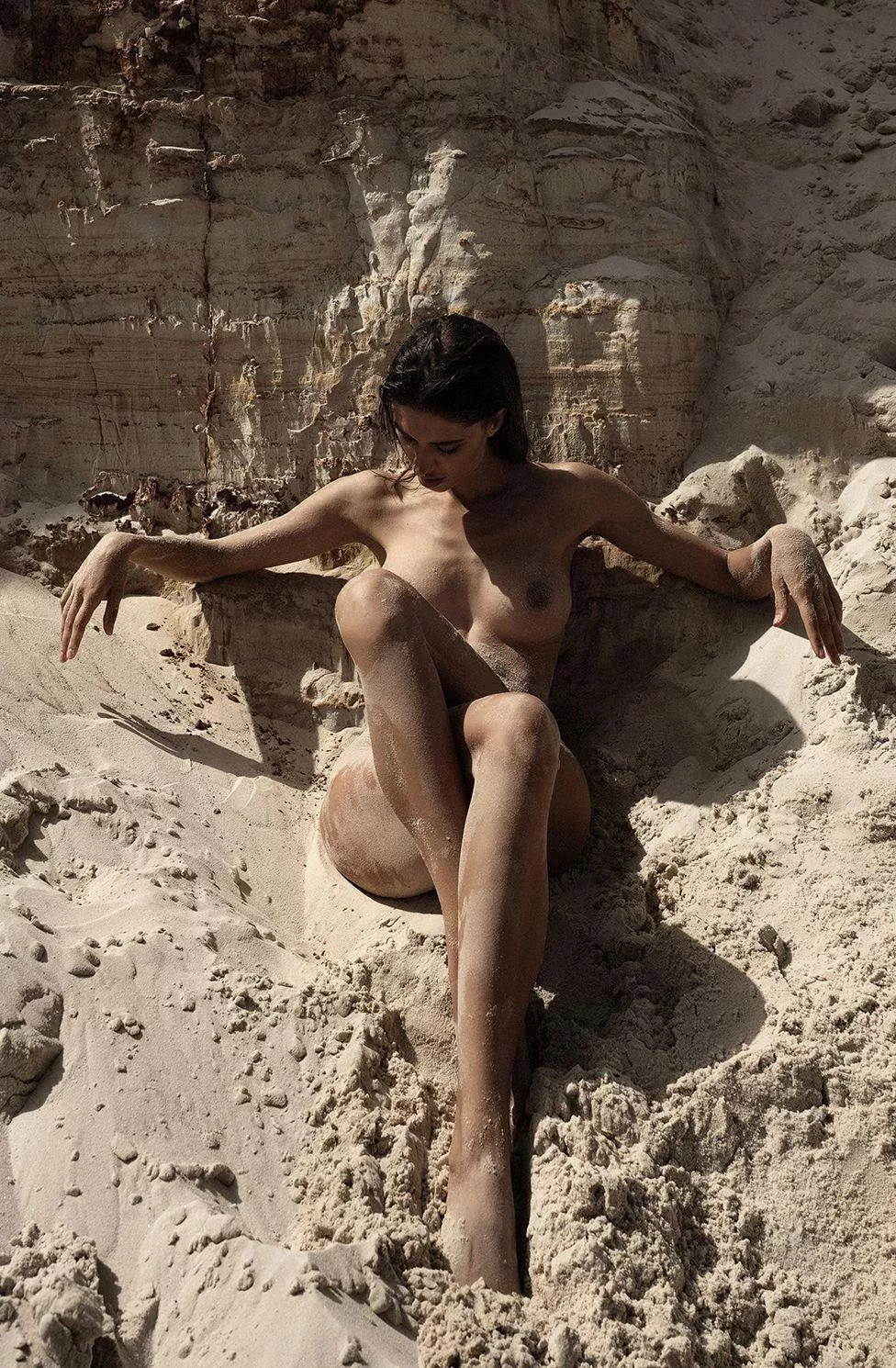 By crossing her legs and averting eye contact, this beauty is clearly indicating she has no interest in mating with me today. The majority of Wild Females will only mate with men to reproduce, so either she's not in heat or I've simply failed to impres