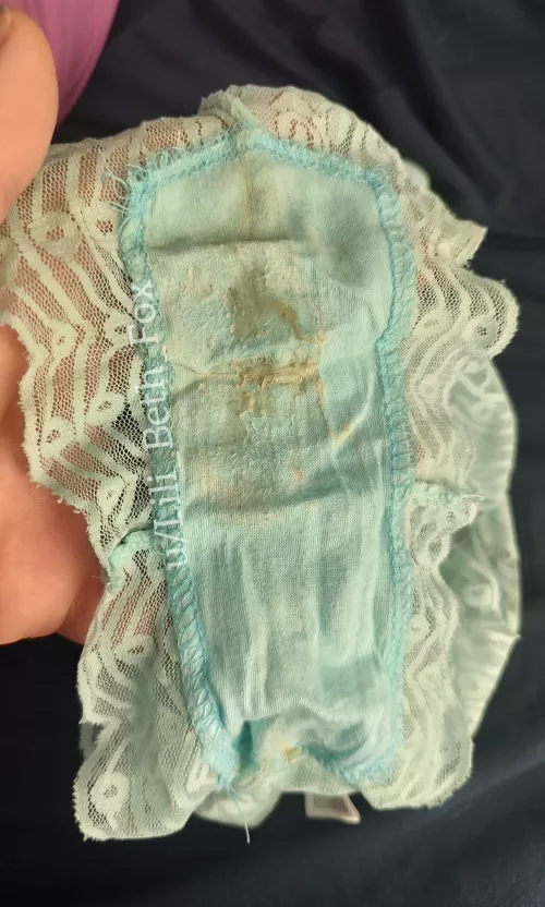 Do you like when they are all dry and crusty? [Selling] Ask about MY February More to Love sale!