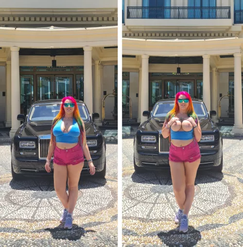 Flashing out the front of a fancy hotel lol