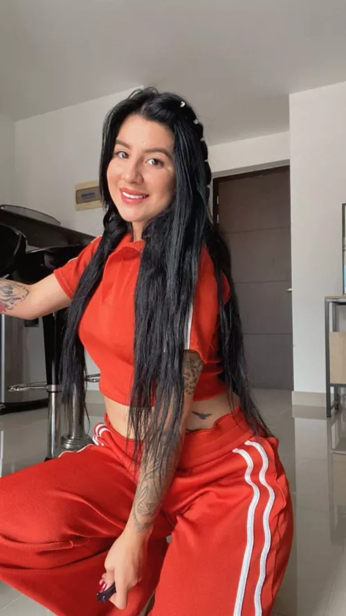 good morning! if you had to guess, what kinda music do you think i listen to just by looking at me?