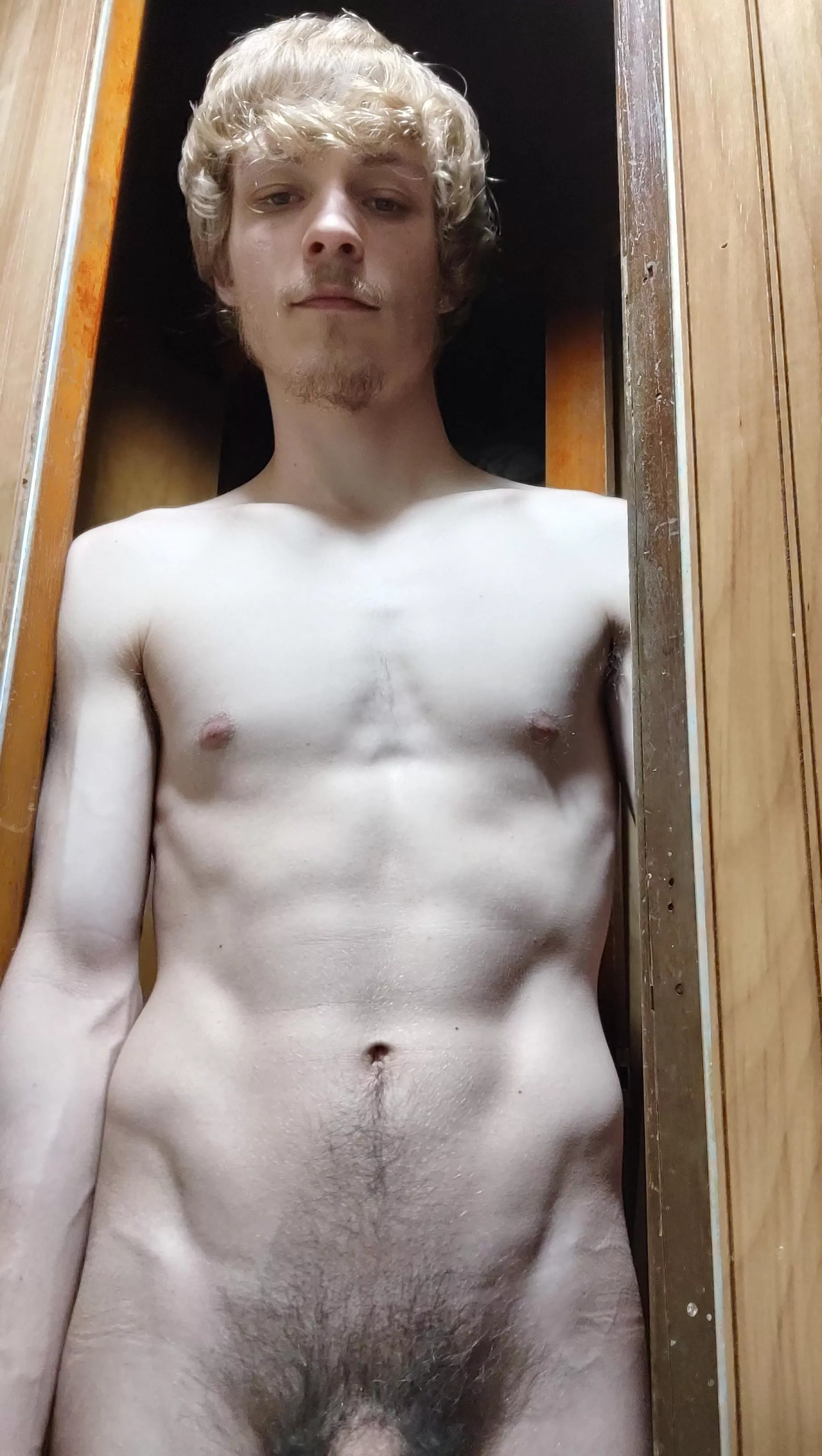 happy to be off work....do you like what you see😏😈❤️