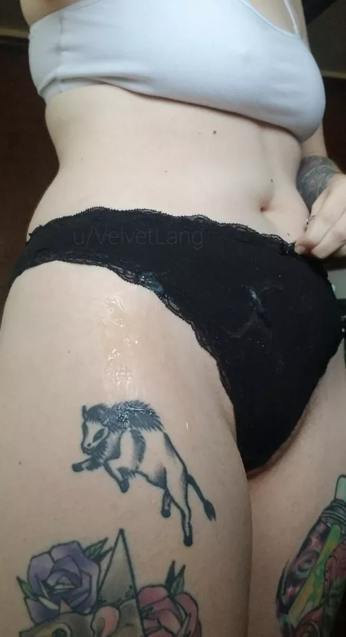 he thinks it's strange I wanna take pics after, but I'm just a proud cumslut <3