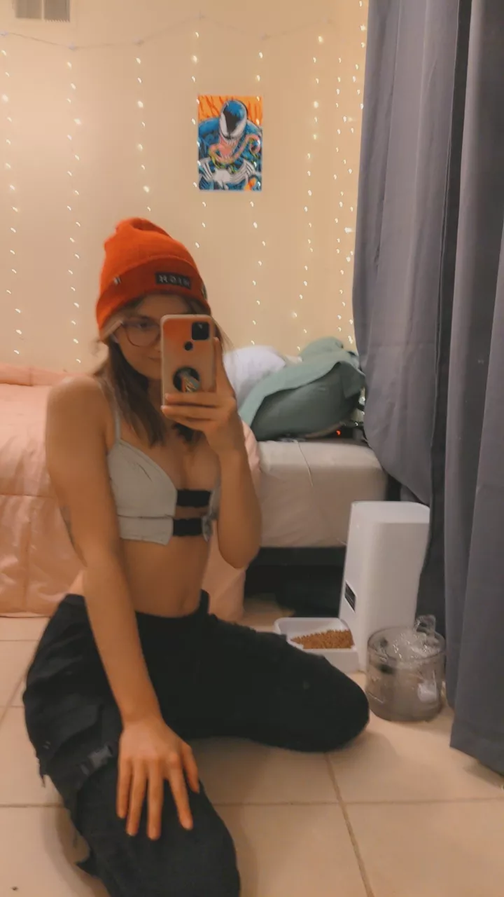 Hope you have a great Tuesday :) [F]