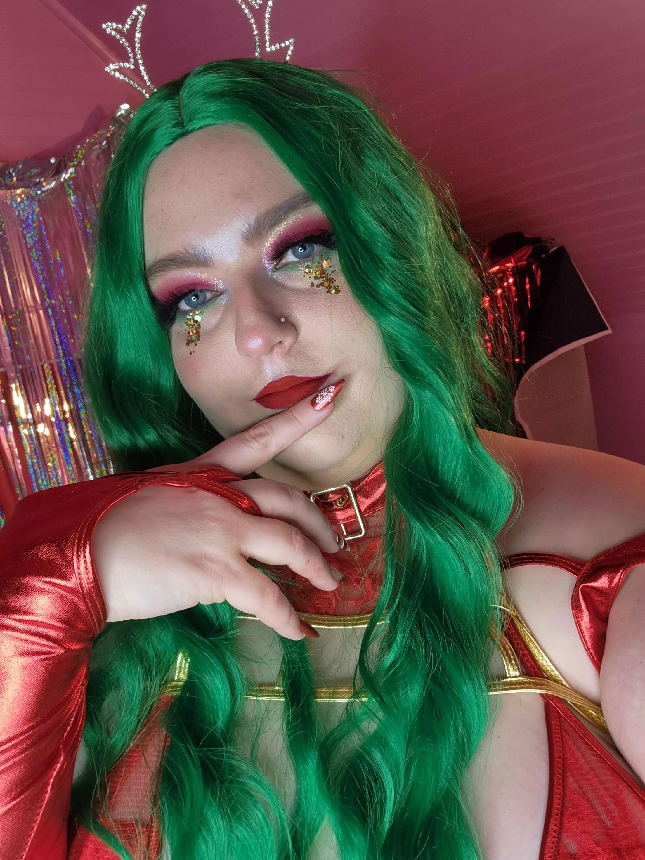 Just looking cute af for the holidays