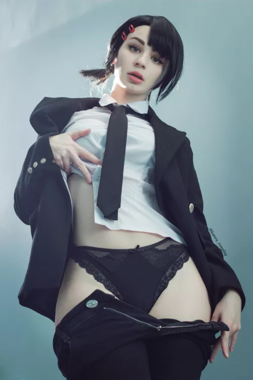 Kobeni trying to catch your attention by Kanra_cosplay [self]