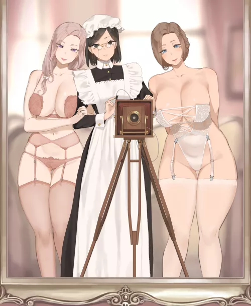 Maids taking a vintage selfie (Throtem) [Original]
