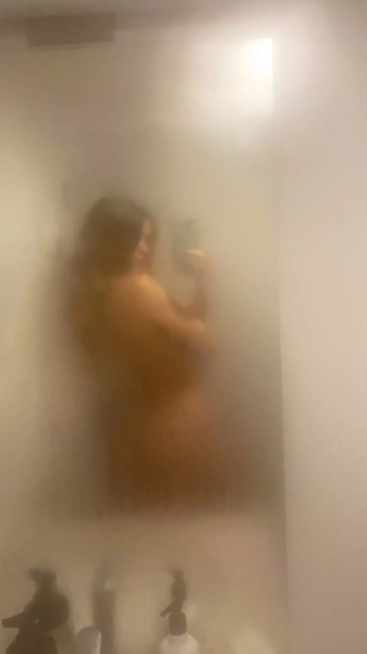 Mia in the shower 🔥
