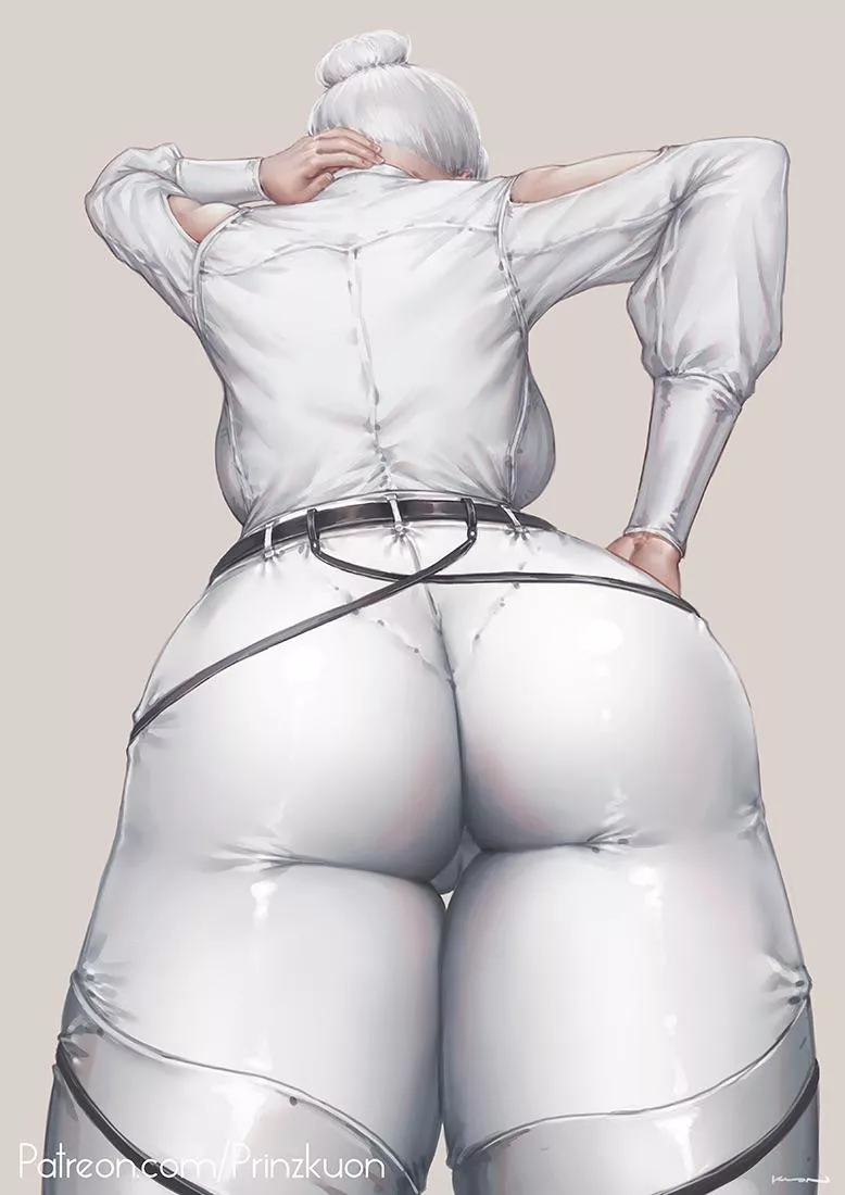 Military Mommy Winter Shows Off Her Behind (PrinzKuon)