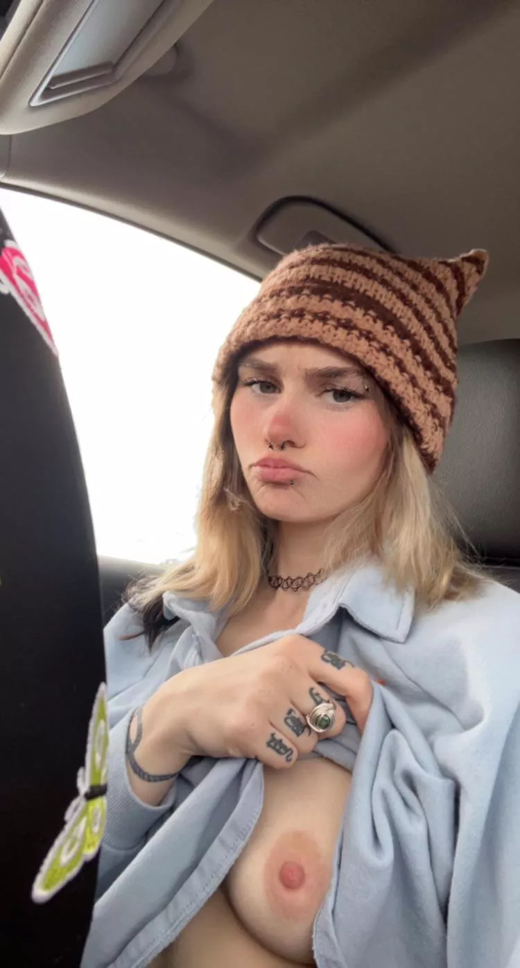 One tit that’s all