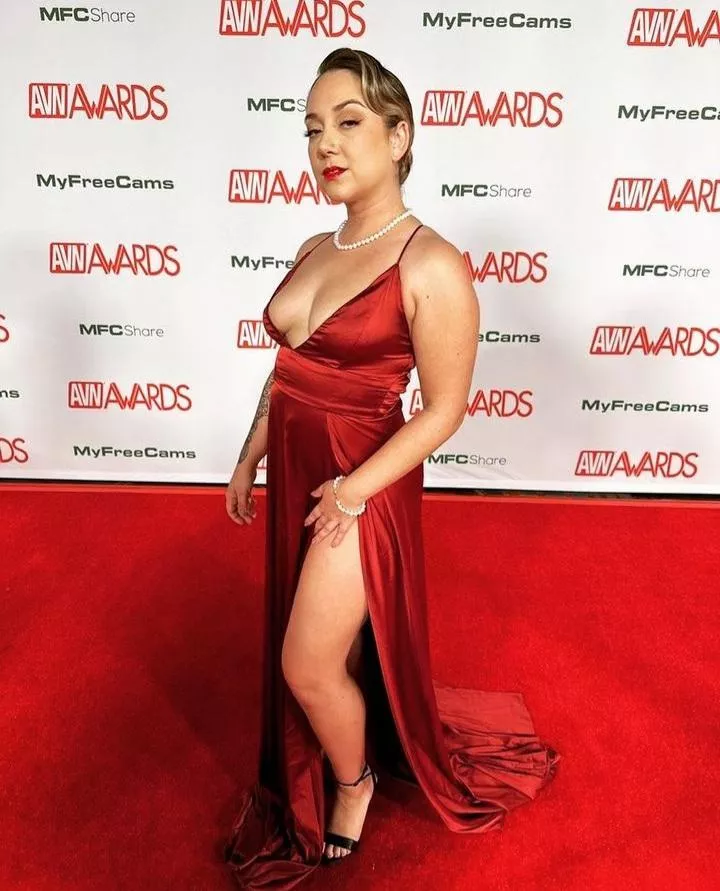 Red carpet, Red dress, Remy...