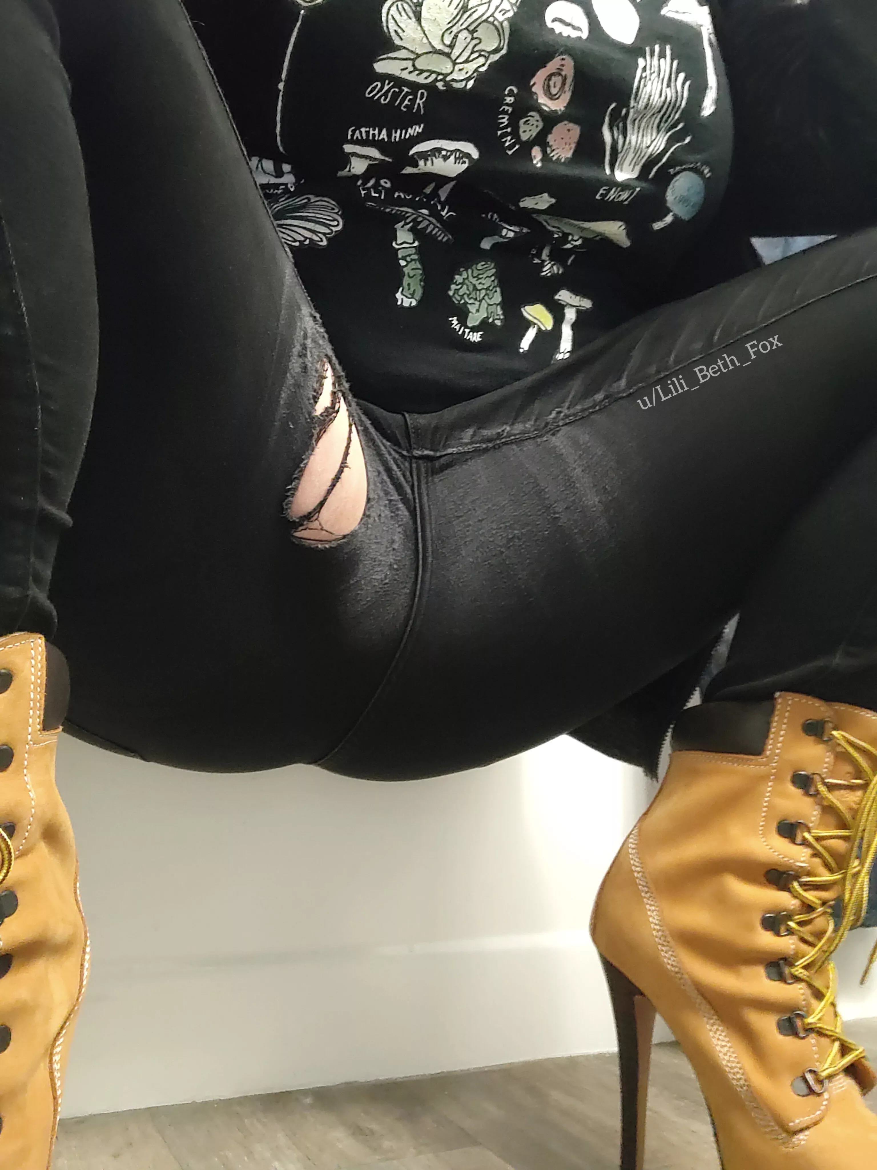 Thighs vs. Jeans... The thighs win again! [OC]