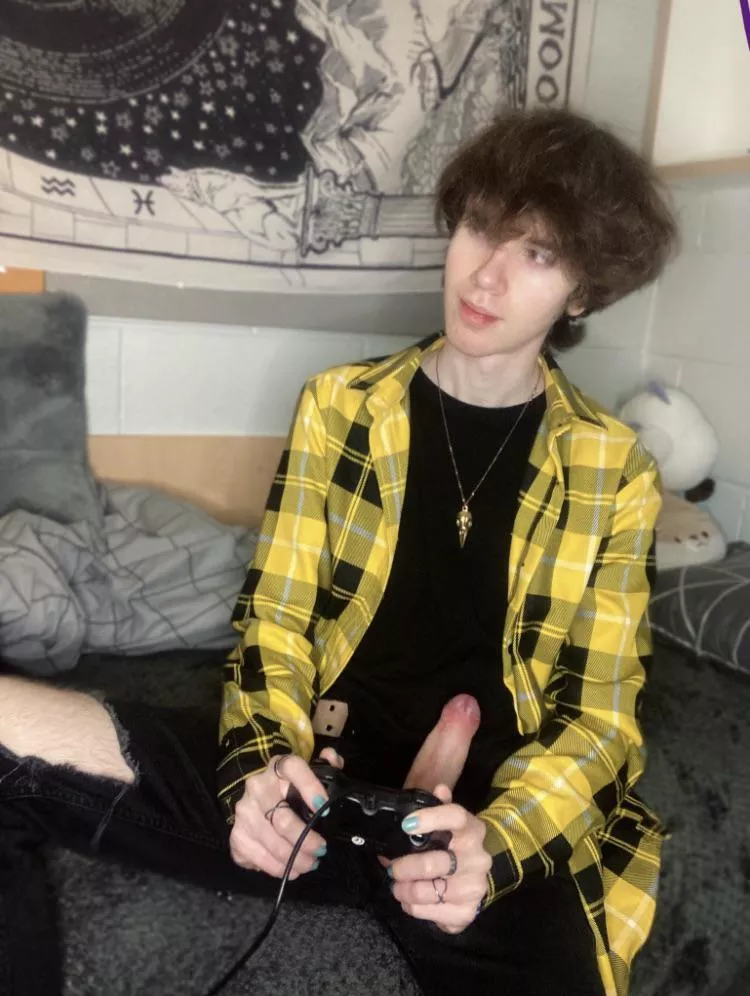 Wanna play with my joystick?