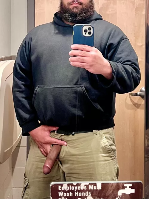 Who likes big dudes?