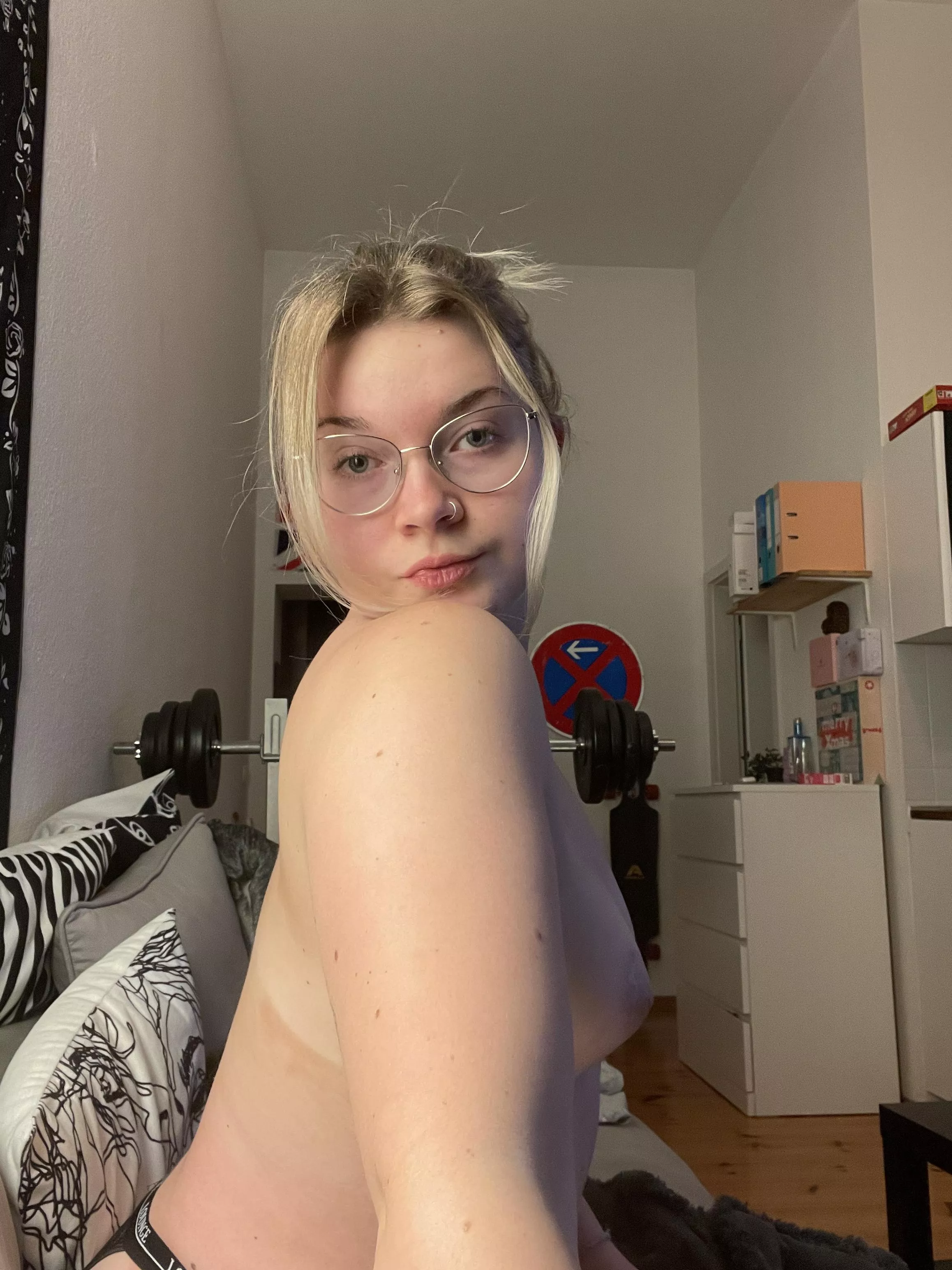 Would you fuck me if I‘d walk into your room like that? (18f)