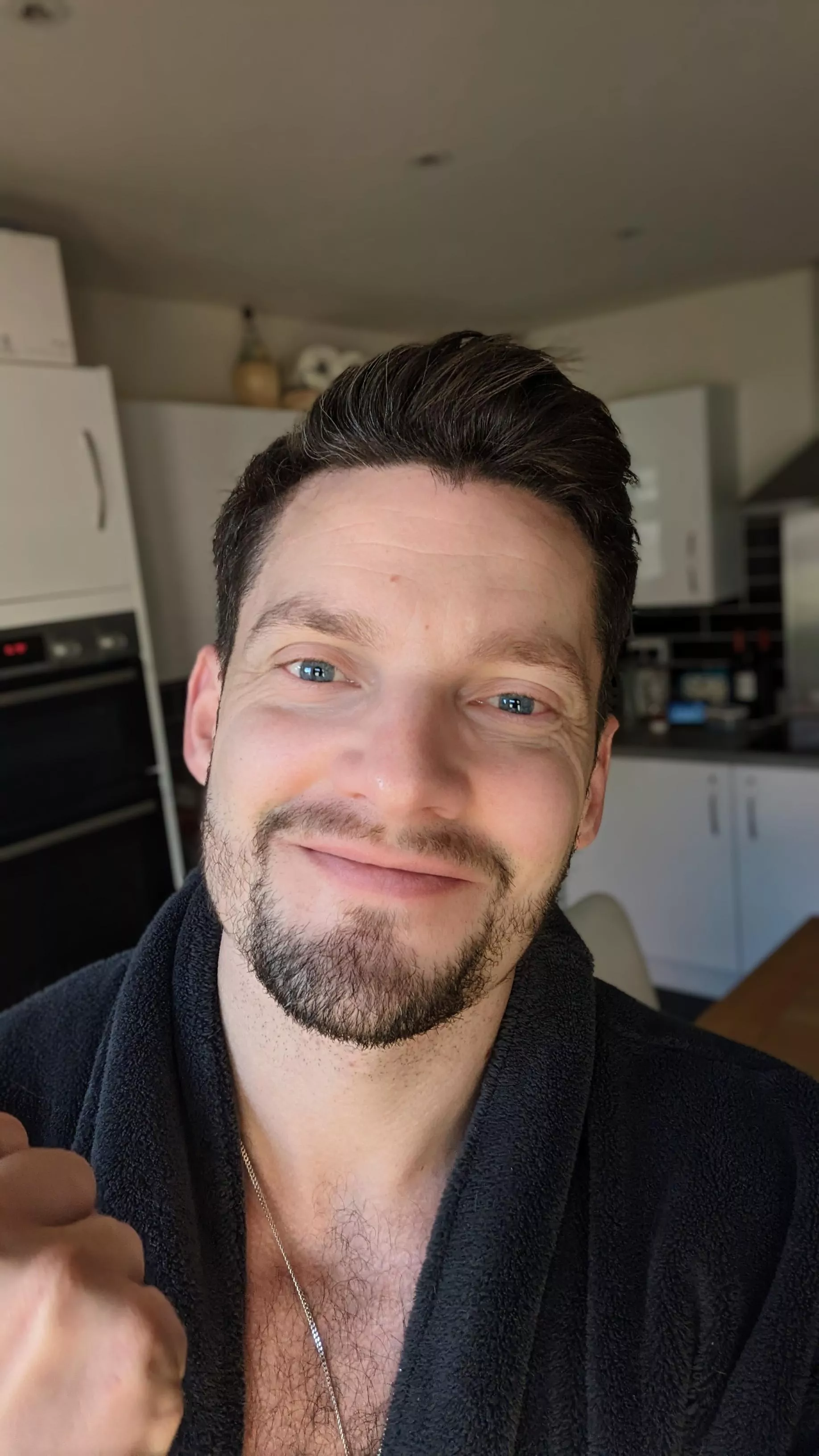 After weeks of interviews I've just been offered a new job 🥳🥳